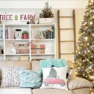 Styling a Christmas Shelfie