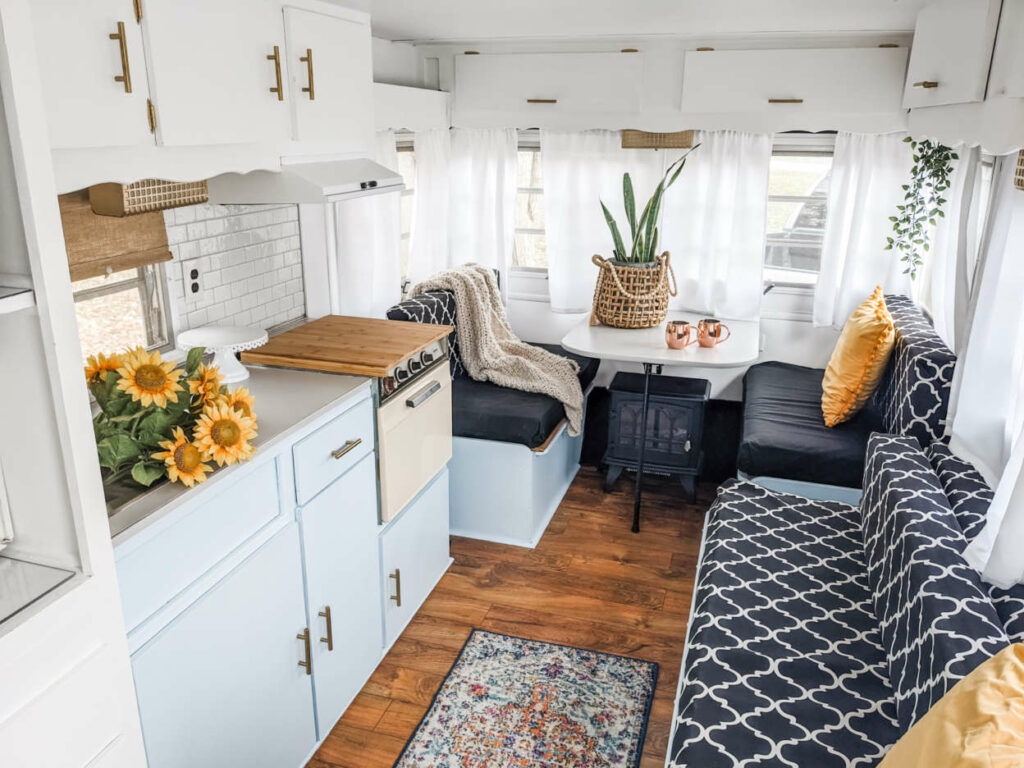 Adorable 1965 Newly Renovated Vintage Camper for Sale